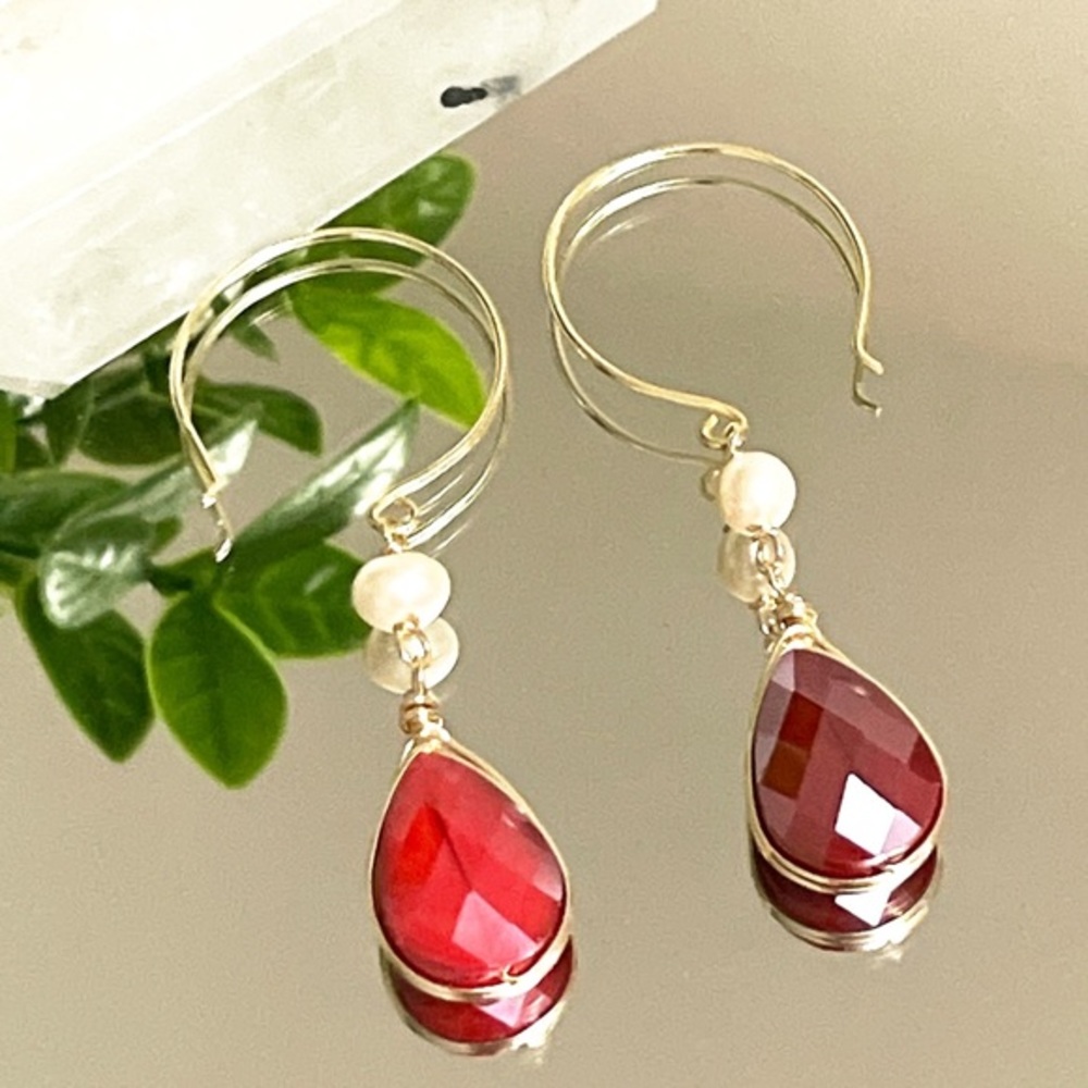 🎁 Artisan pearl earrings 🌸✨